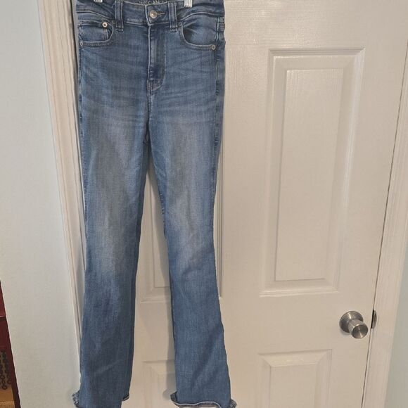 American Eagle Outfitters Light Blue Flare Jeans - Picture 1 of 7